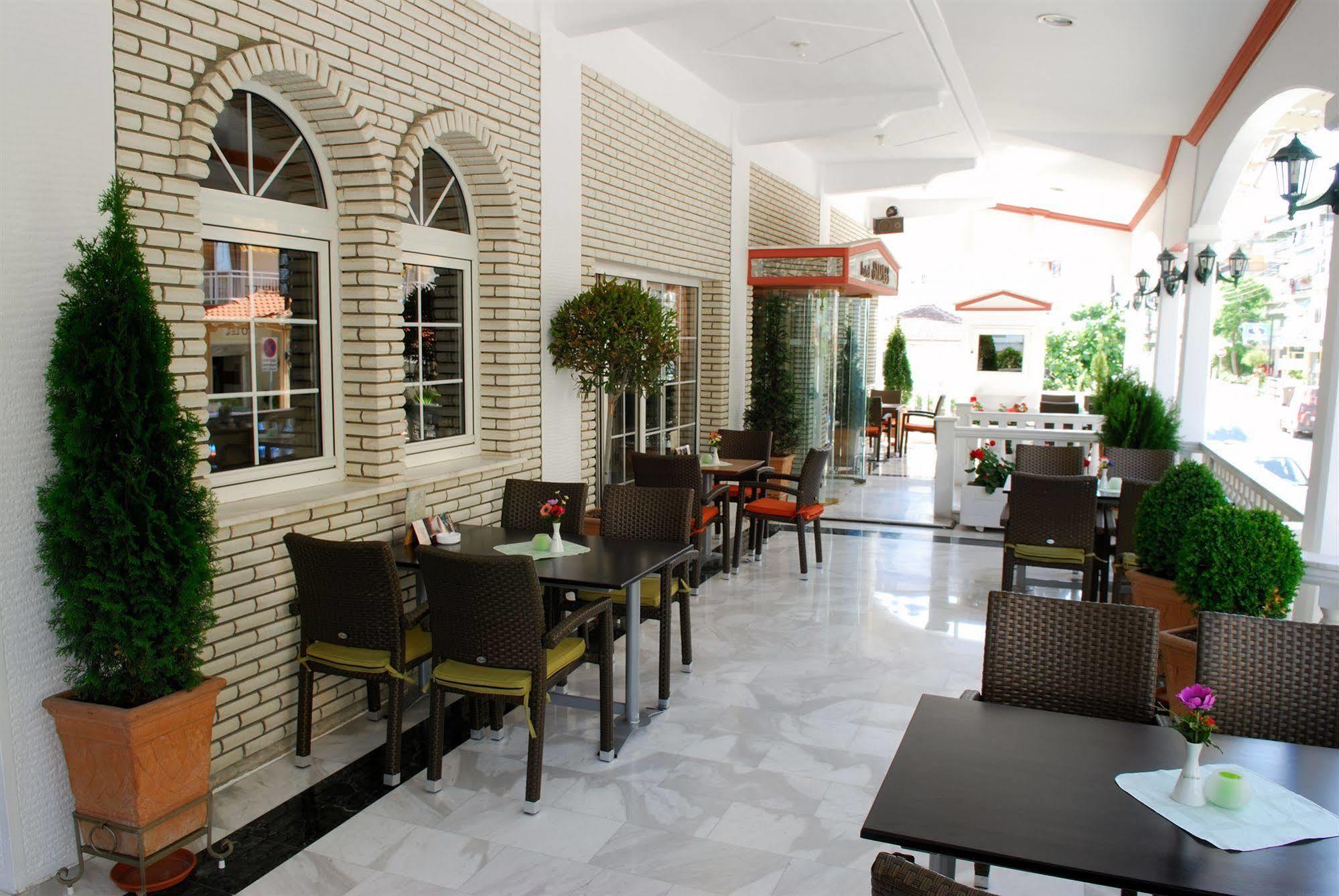 Hotel Strass Paralia Katerinis Exterior photo